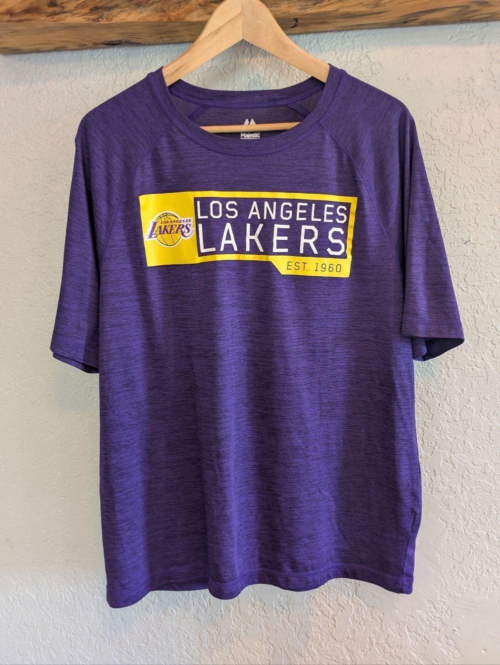 Majestic Purple and Yellow Los Angeles Lakers Tee Large